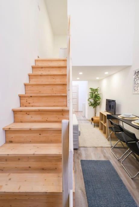 1 Bedroom Flat In Nyar Str., Central Budapest Eksteriør bilde