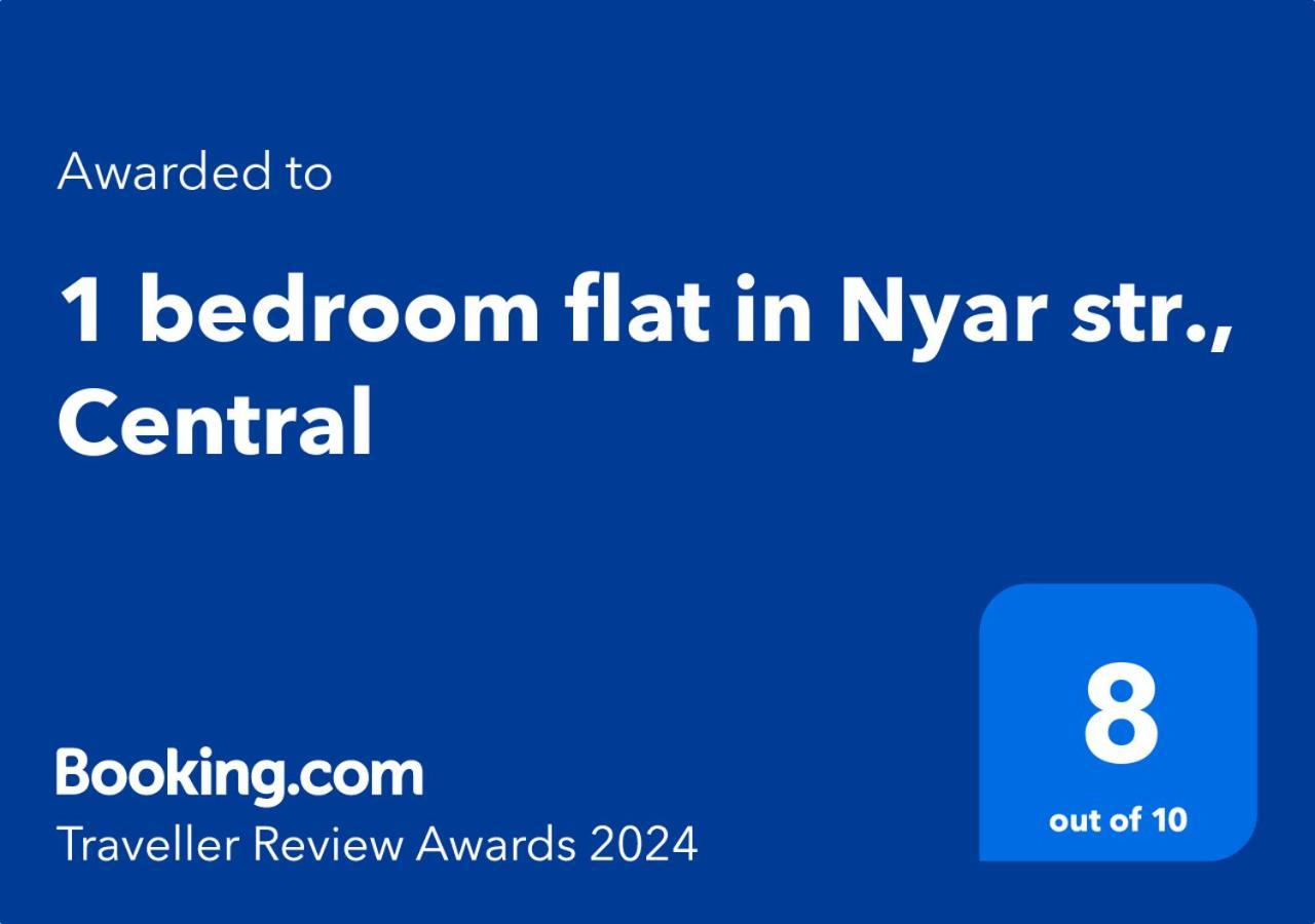 1 Bedroom Flat In Nyar Str., Central Budapest Eksteriør bilde